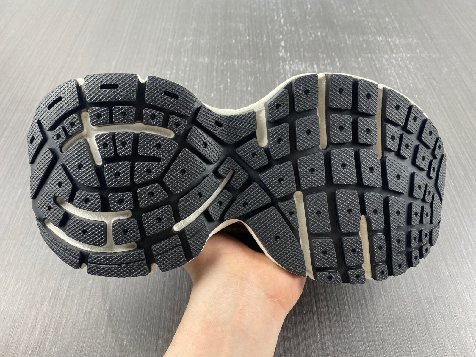 Ba*len*cia*ga 3xl  542228 w1rb5 2801