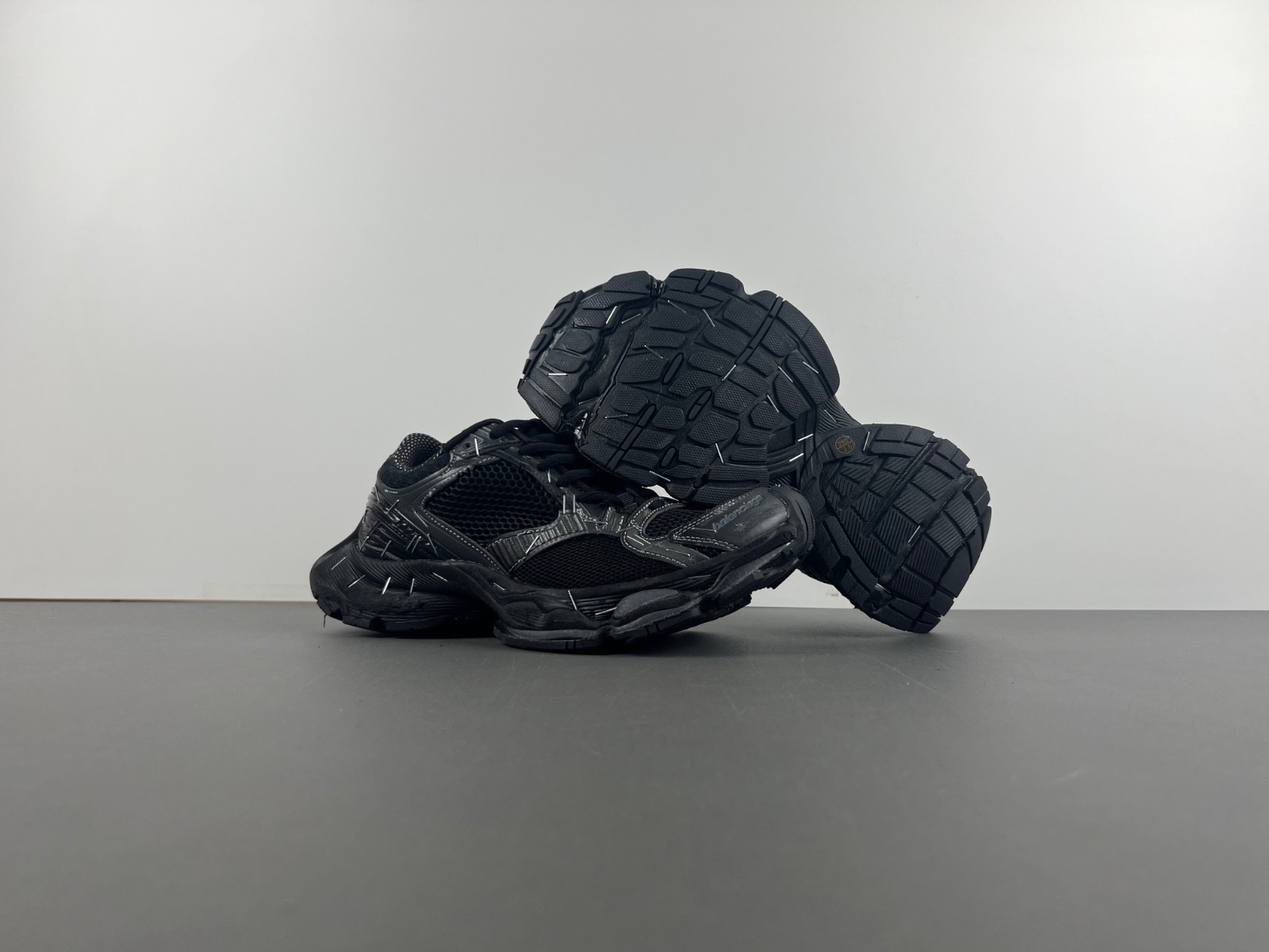 Ba*len*cia*ga sneaker 803681-w3st4-1000