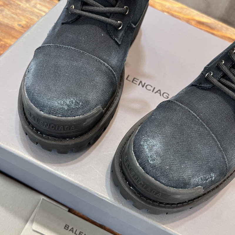 Ba*len*cia*ga boots