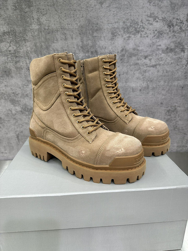 Ba*len*cia*ga boots