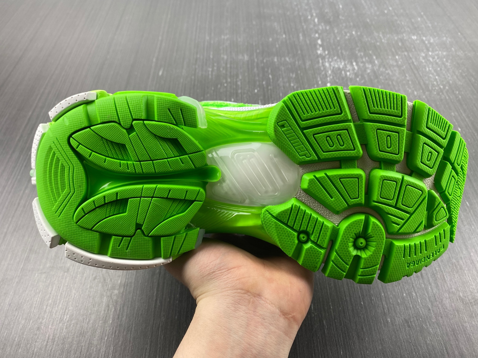 Ba*len*cia*ga runner 677402 w3rbm 3590