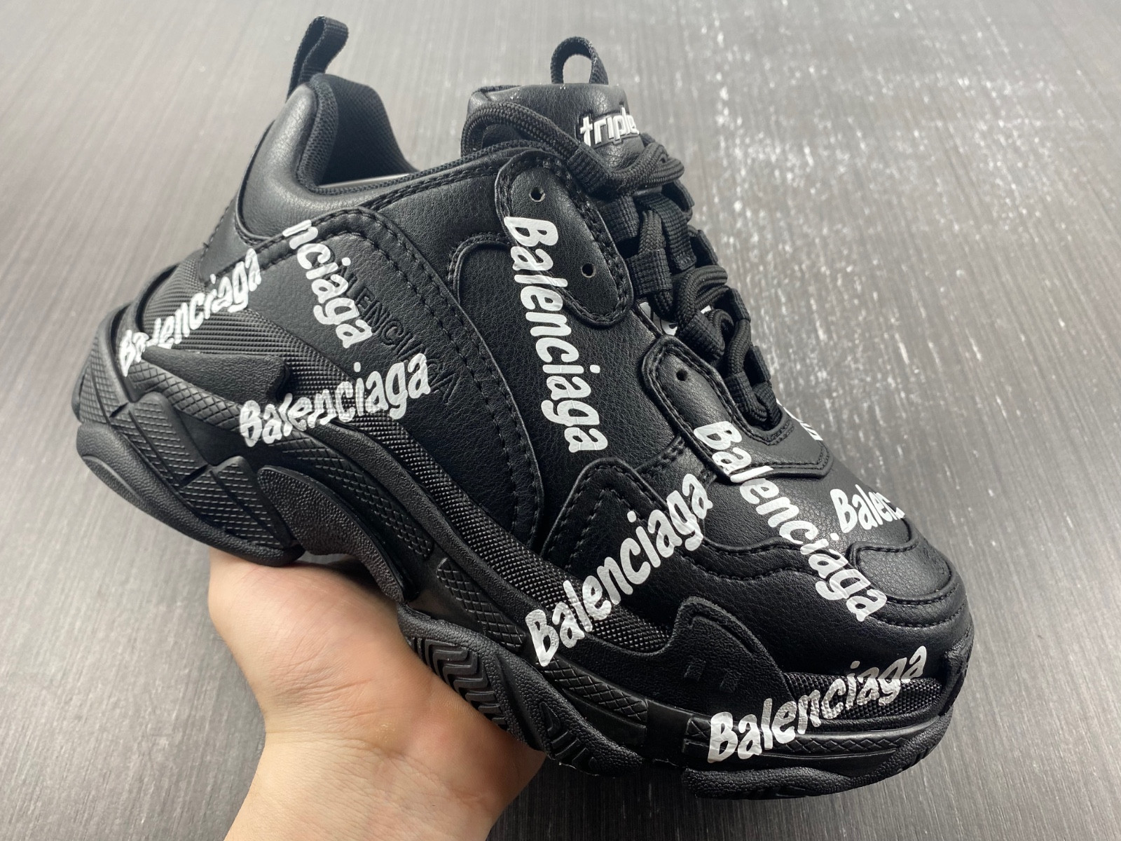 Ba*len*cia*ga triple s 524039 w2fn3 9025