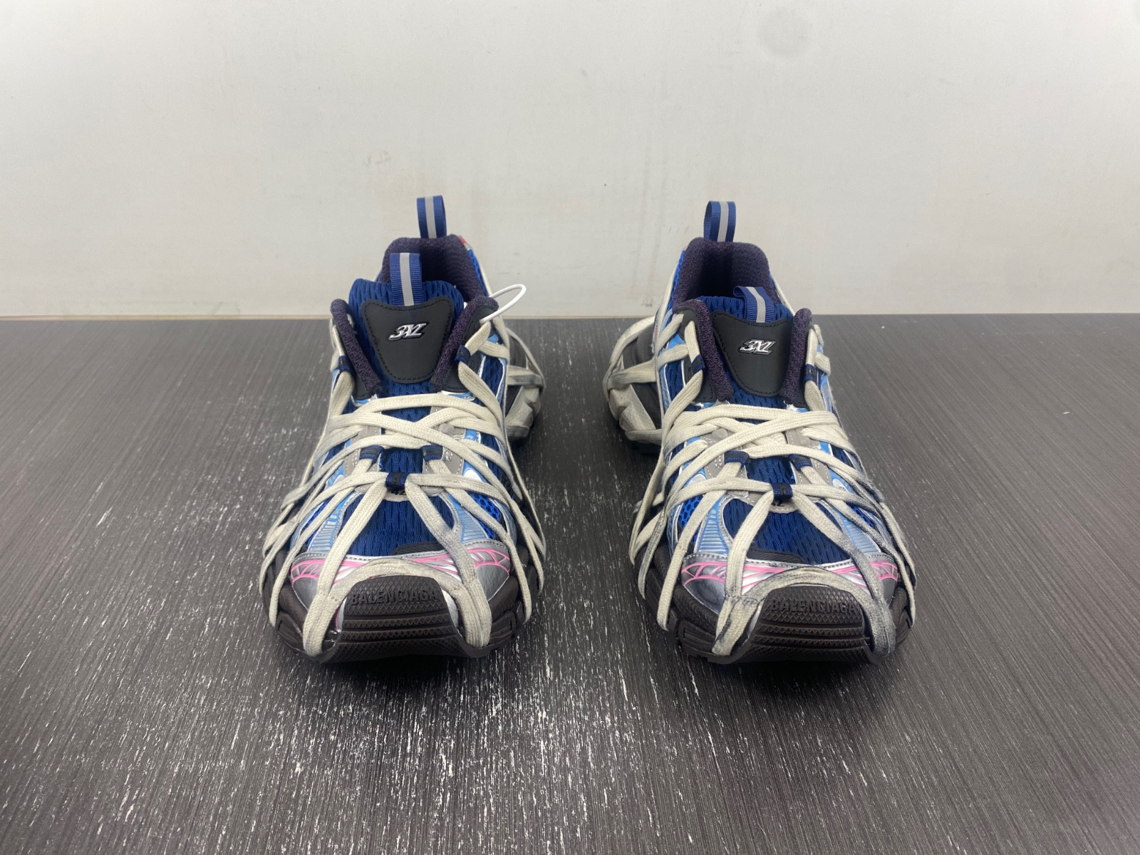 Ba*len*cia*ga phantom sneaker 778698 w3xll 0525