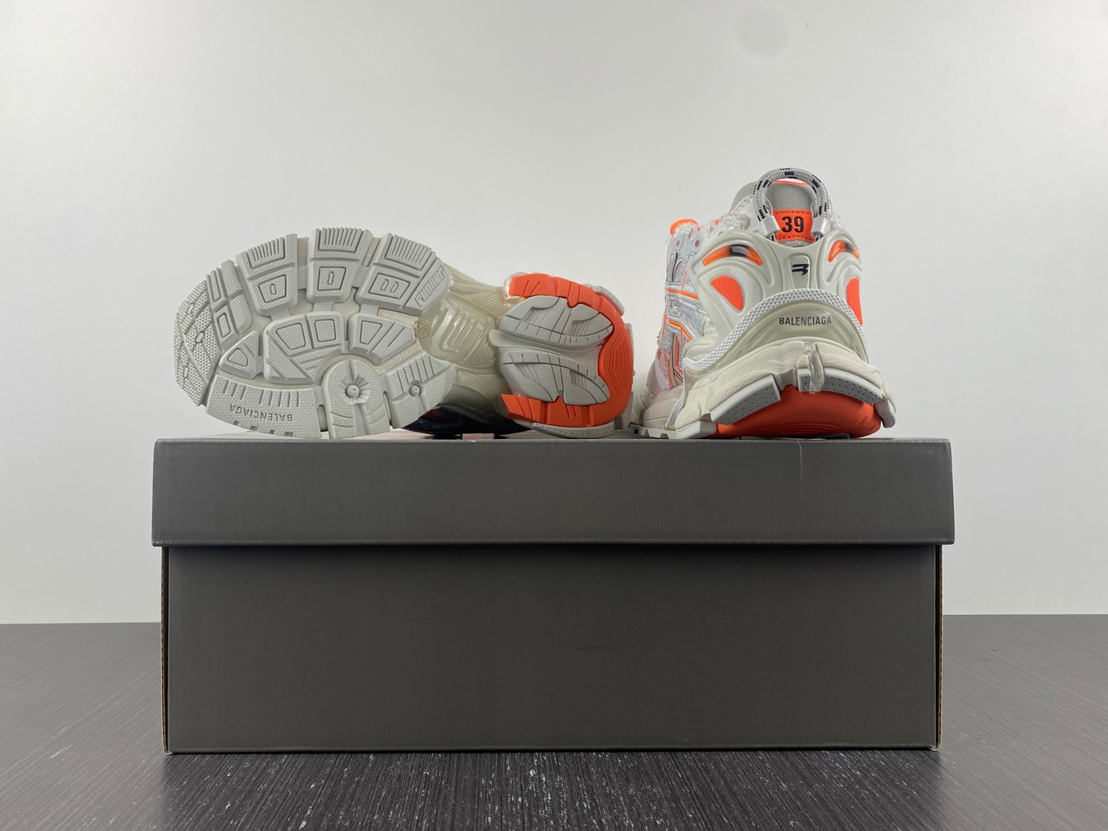 Ba*len*cia*ga runner 677403 w1rb2 2115