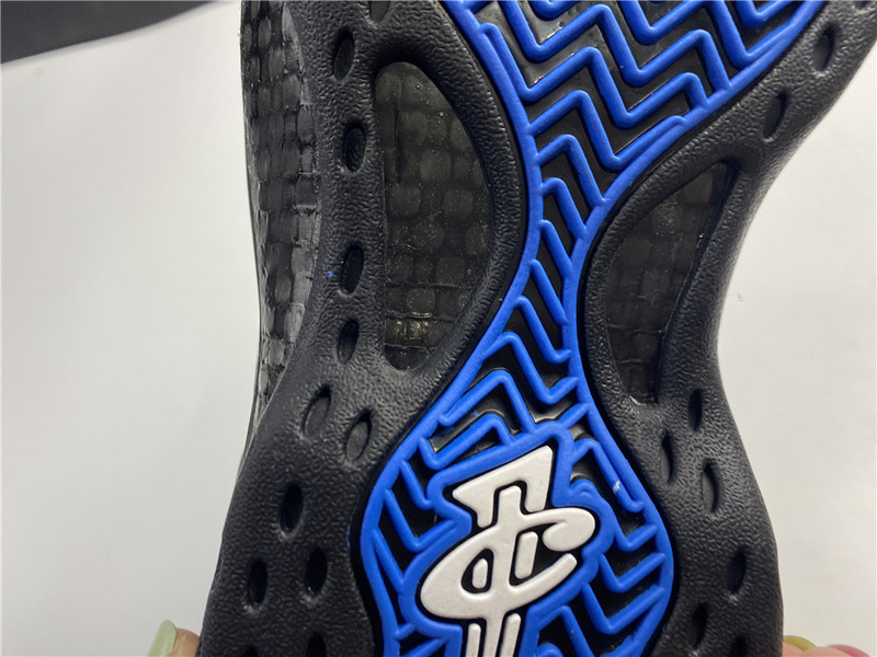 Nike Air Foamposite One Black Aurora CN0055-001