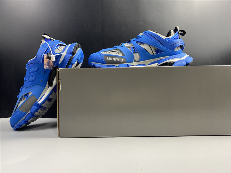 BLCG Track 3.0 542023-W2LA1-2039