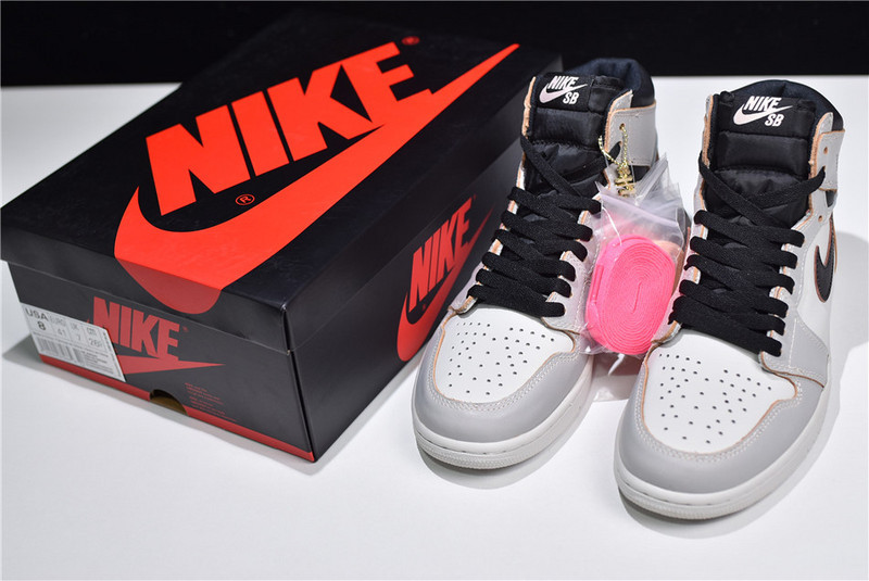 Nike SB x Air Jordan 1 High OG “Light Bone” CD6578-006