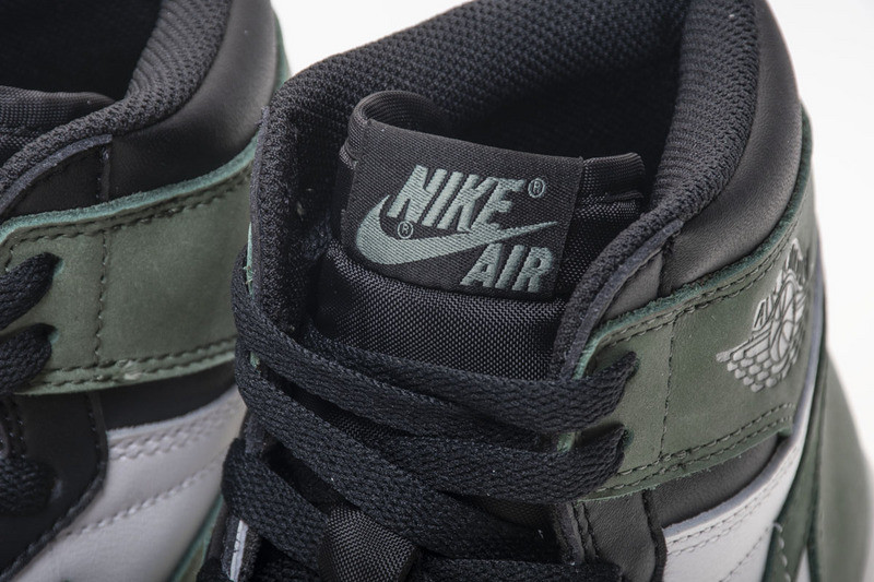 Air Jordan 1 Retro High OG “Clay Green” 555088-135