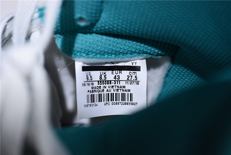 Air Jordan 1 Retro High OG “Turbo Green” 555088-311