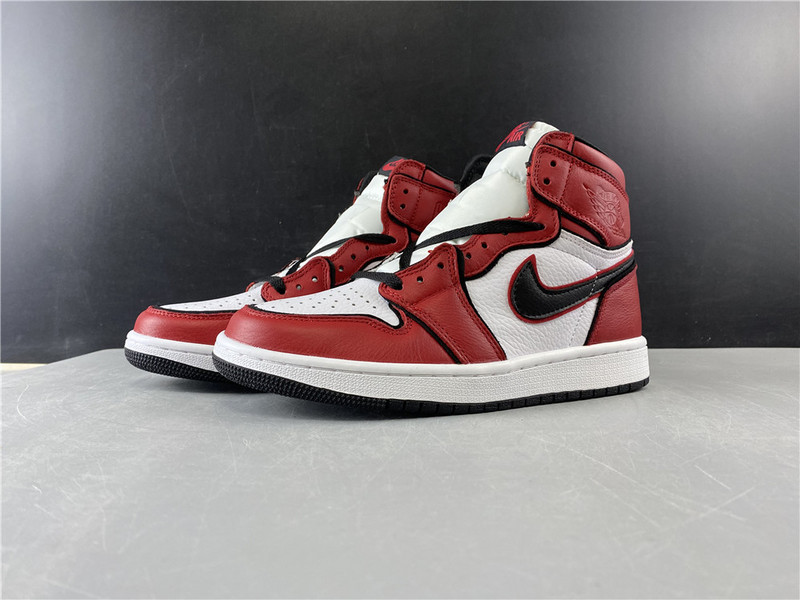 Air Jordan 1 High OG “Bloodline 2.0” 555088-129