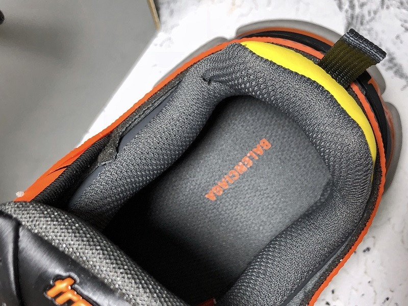 BLCG Track 2.0 570391-W2GN9-1008