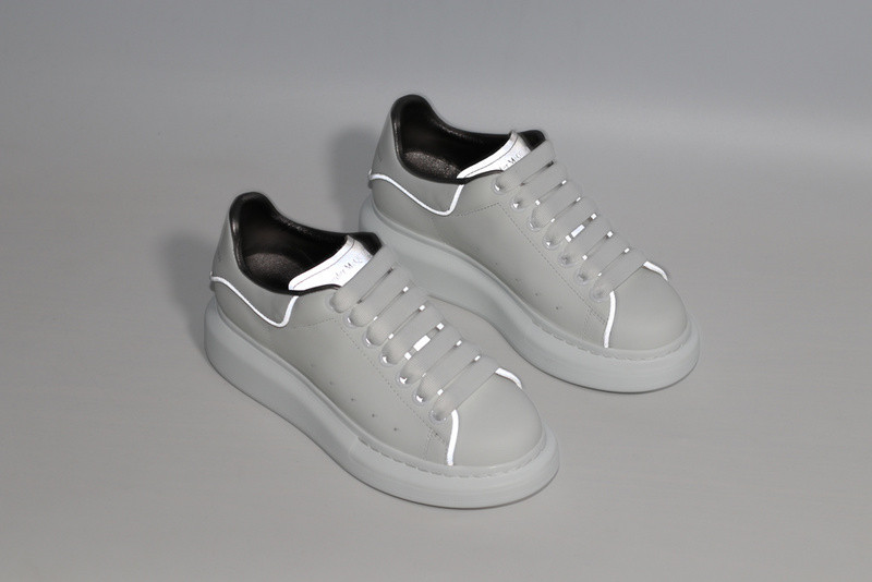 MQ Sneakers