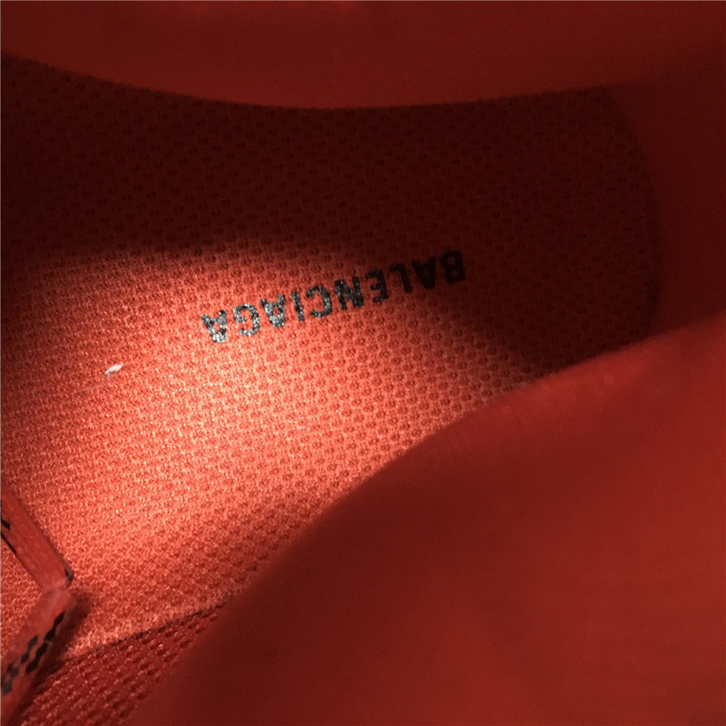 BLCG Triple S 541624-W09EO1-6500