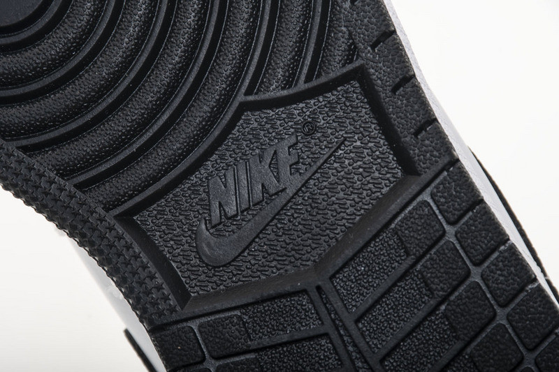 Air Jordan 1 Retro Mid "Hyper Pink" GS 555112-106