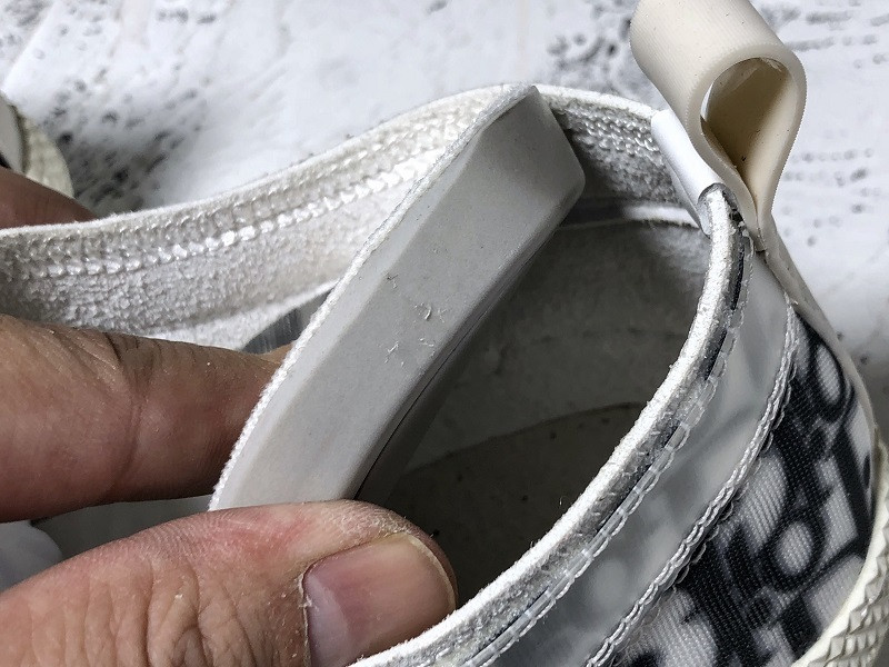 DR B23 Low Top Logo Oblique 3SN249YJP_H069