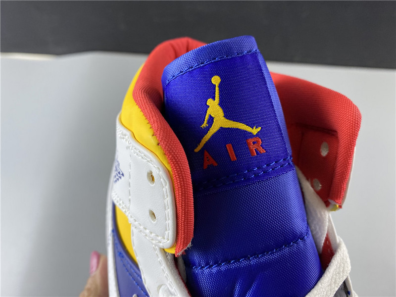 Air Jordan 1 Mid Royal Blue Laser Orange 554724-131