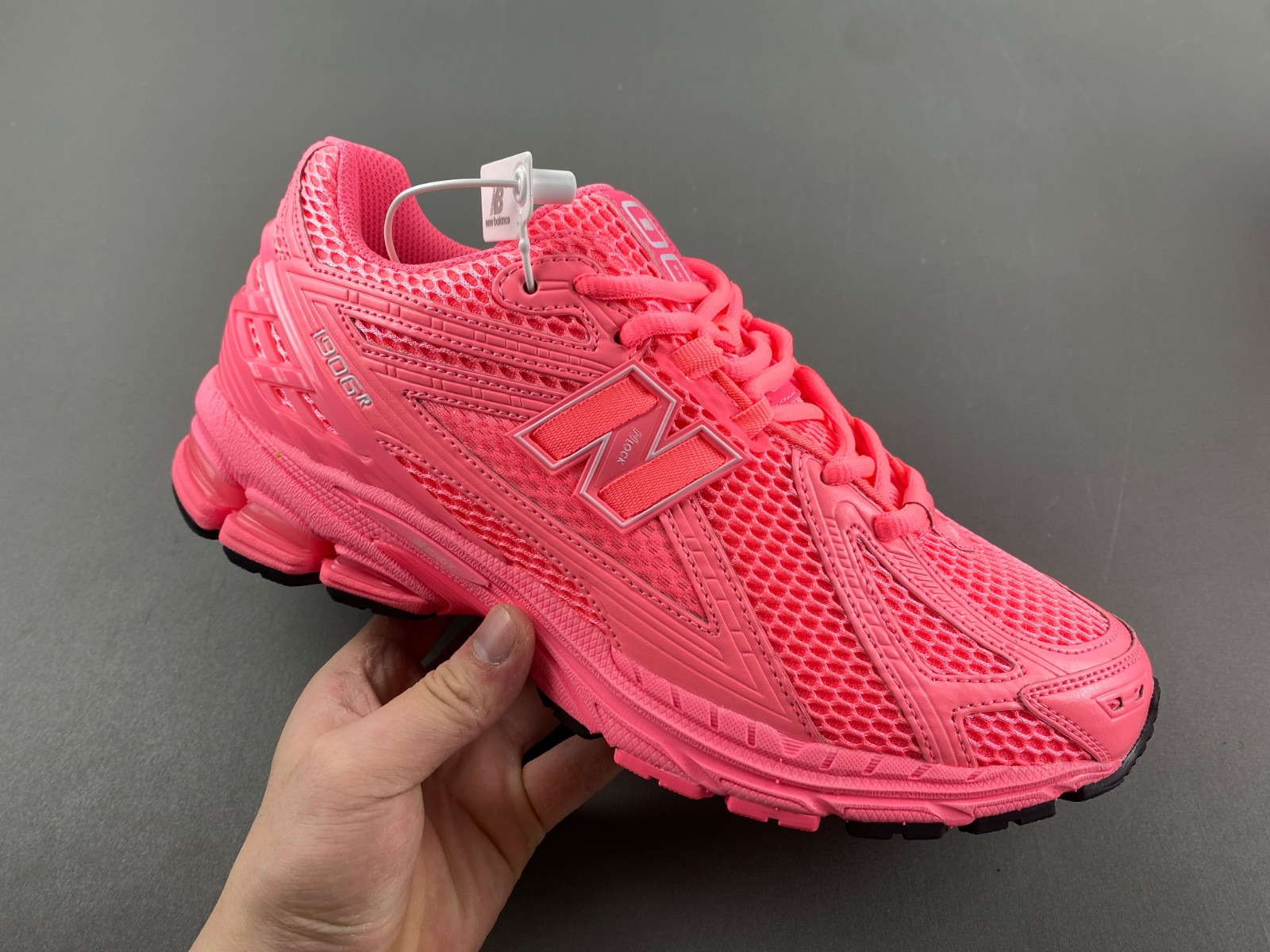 New Balance M1906RAP