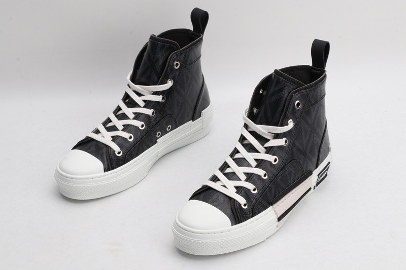 DR B23 High Top Sneaker