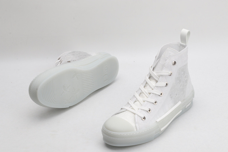 DR B23 High Top Sneaker