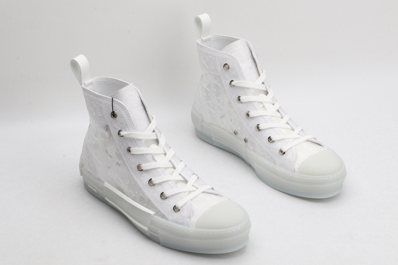 DR B23 High Top Sneaker