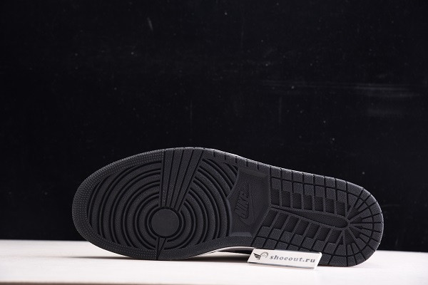 Air Jordan 1 High OG “Light Smoke Grey” 555088-126