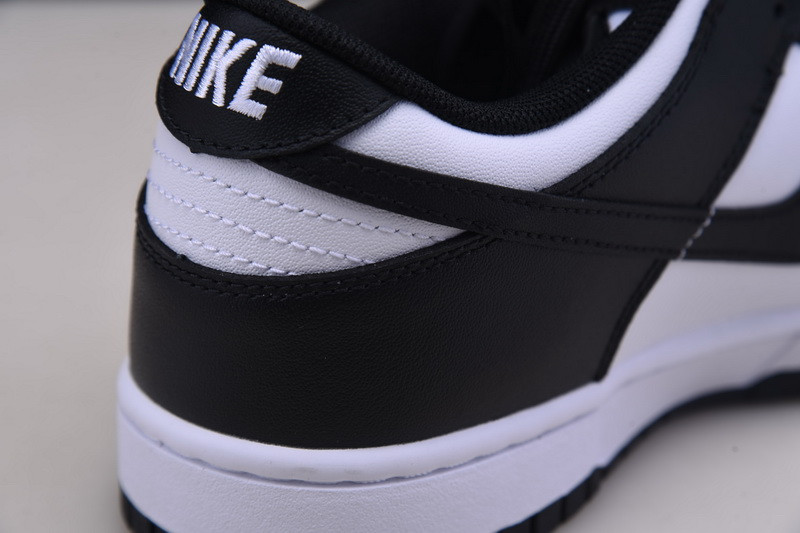 Nike Dunk Low “PANDA” DD1391-100