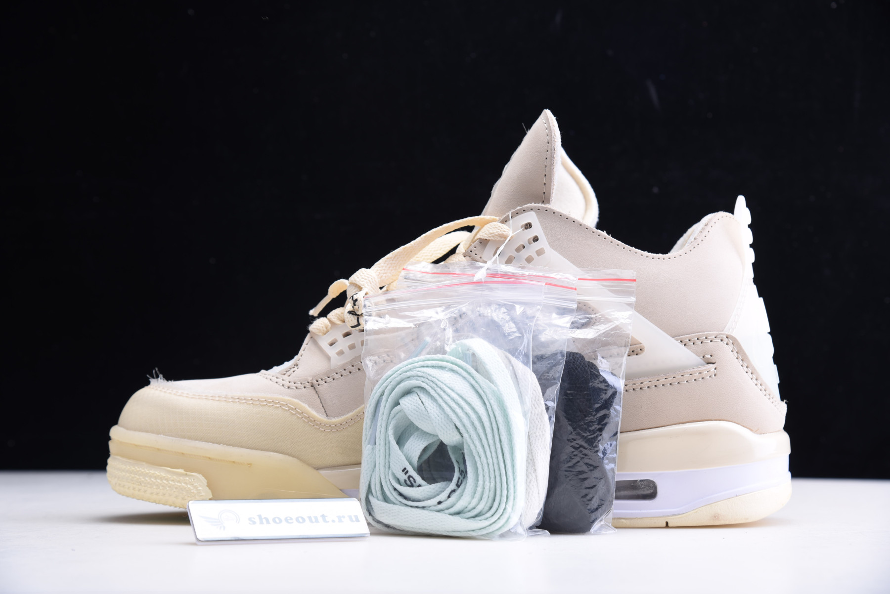 OFF White x Air Jordan 4 “Sail” CV9388-100