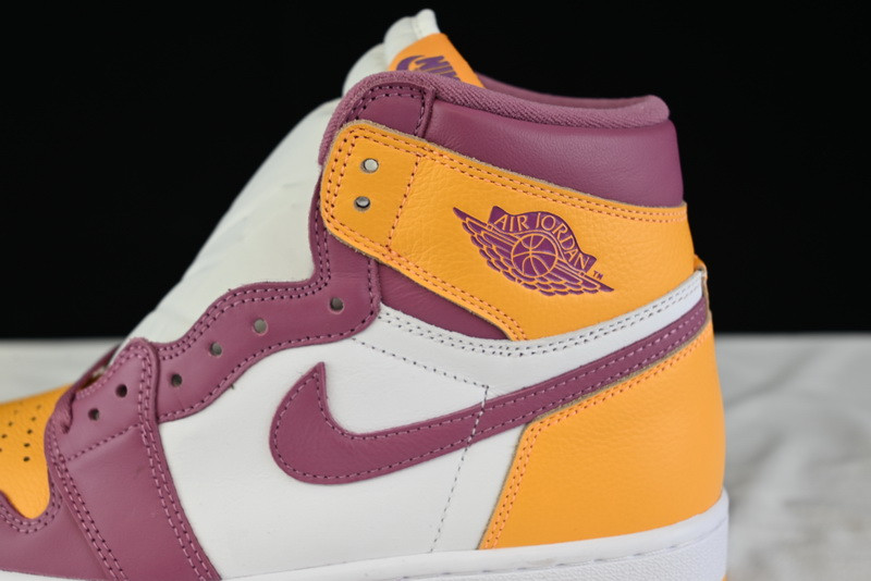 Air Jordan 1 High OG “Brotherhood” 555088-706