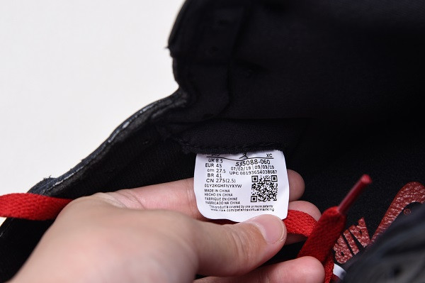 Air Jordan 1 Retro High OG “Black Satin” 555088-060