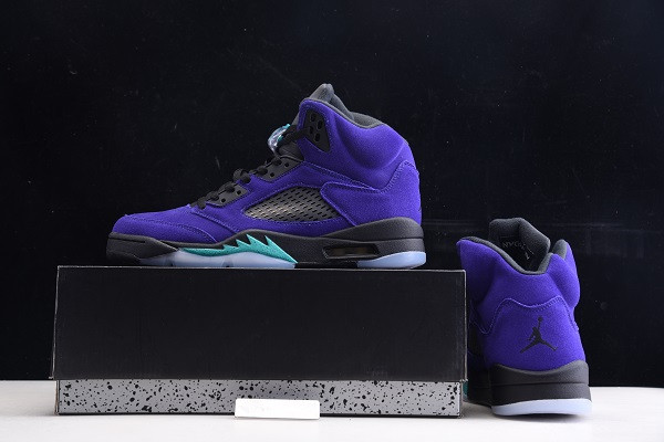 Air Jordan 5 Retro Alternate Grape 136027-500