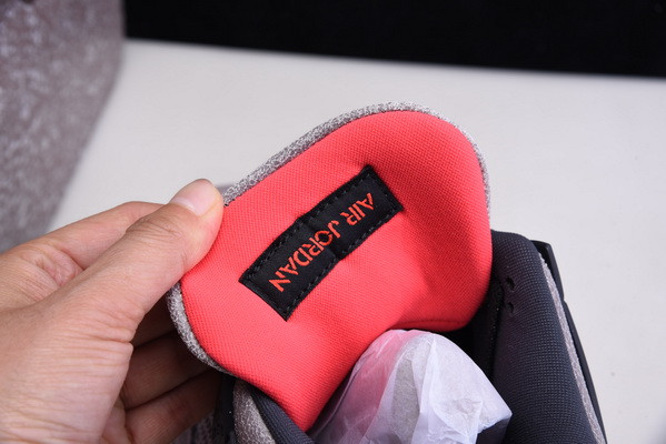 Air Jordan 4 Retro "Taupe Haze" DB0732-200