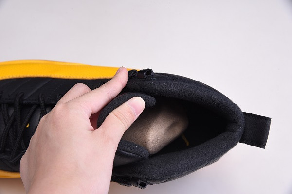 Air Jordan 12 Retro Black University Gold 130690-070