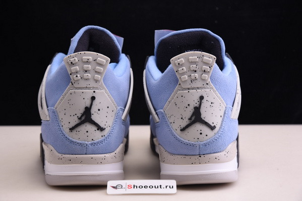 Jordan 4 Retro University Blue CT8527-400