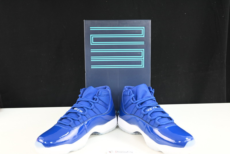 Air Jordan 11 AT7802-115