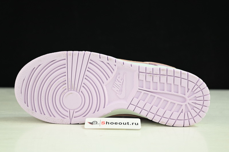 Nike Dunk Low “Easter” DD1503-001