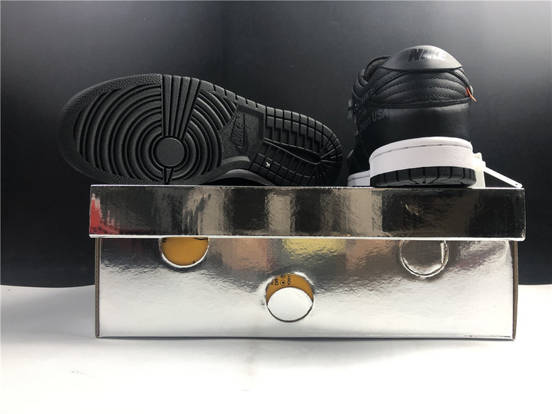 OF x Nike Dunk Low CT0856-002