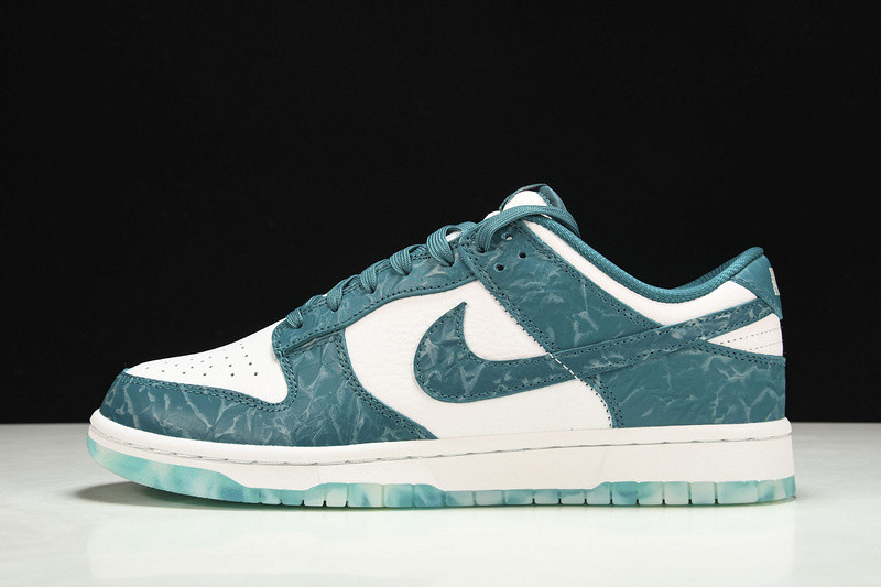 Nike Dunk Low “Ocean” DV3029-100