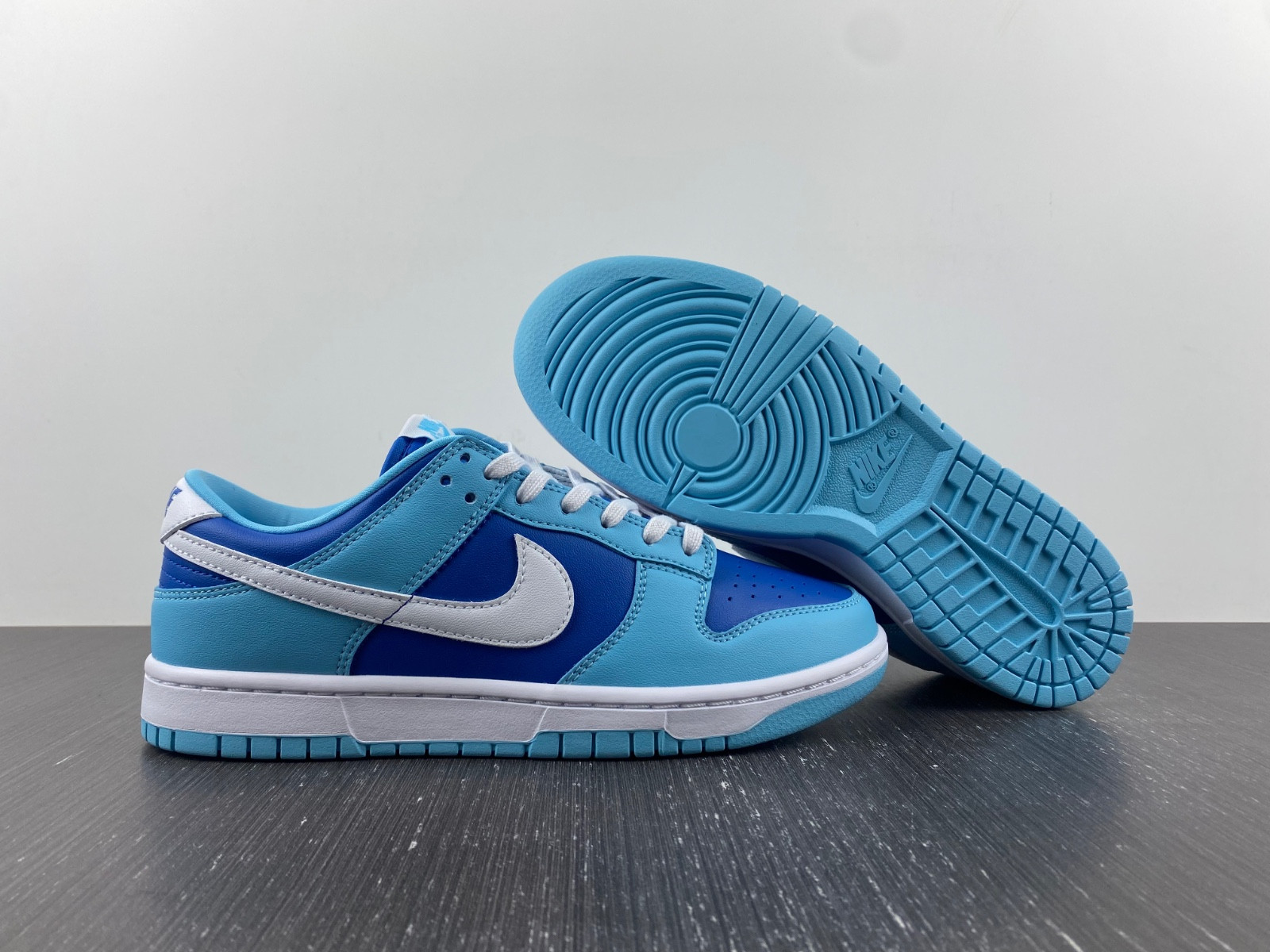Nike Dunk Low “Argon” DM0121-400