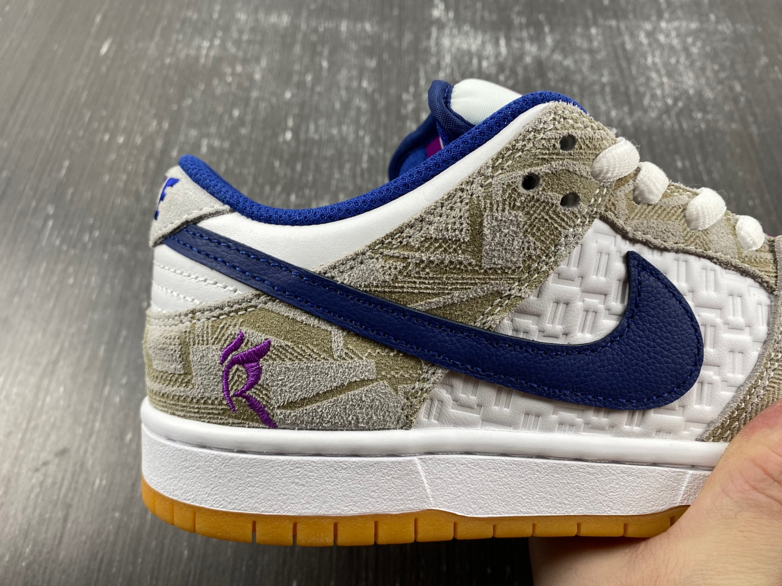Rayssa Leal x Nike SB Dunk Low FZ5251-001