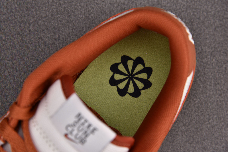 Nike Dunk Low “Sun Club” DR5475-100