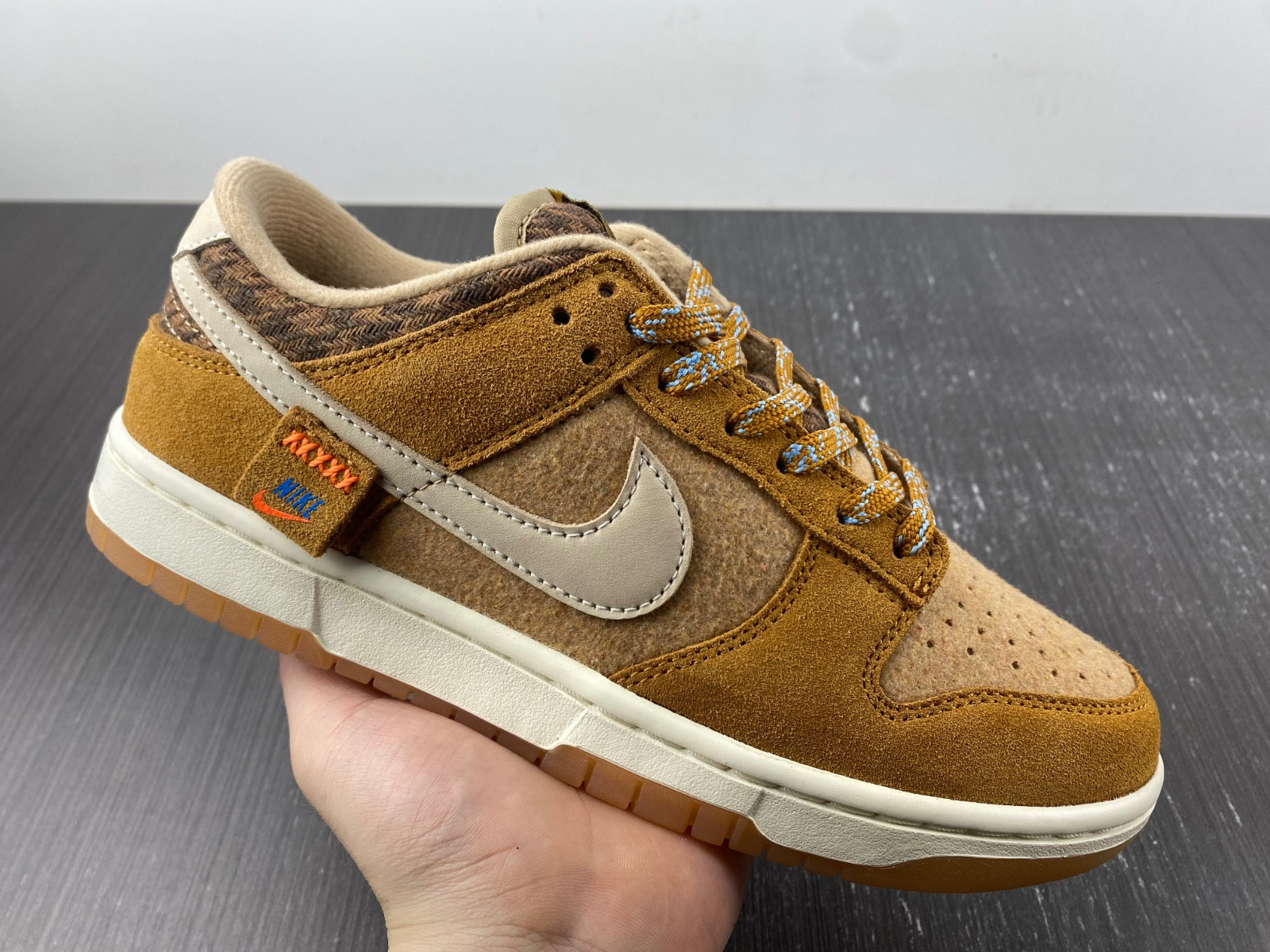 Nike Dunk Low “Teddy Bear” DZ5350-288