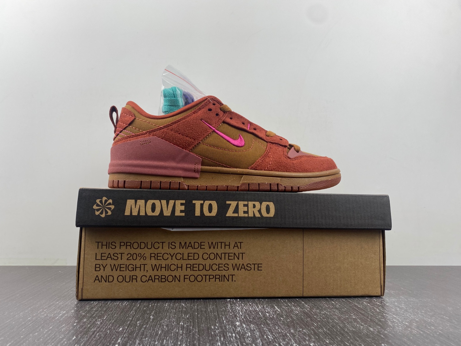 Nike Dunk Low Disrupt 2 “Desert Bronze” DH4402-200