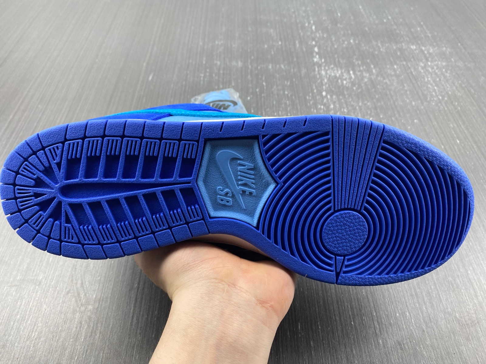 Nike SB Dunk Low pro Blue Raspberry DM0807-400