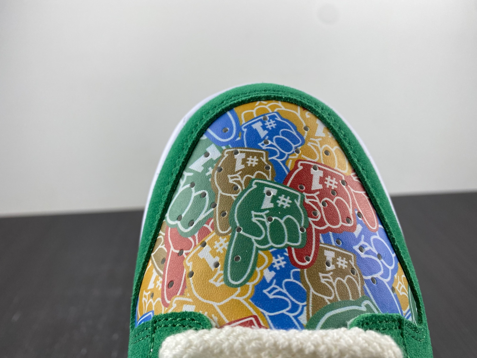 Nike Dunk Low “Foam Finger” DZ5184-300