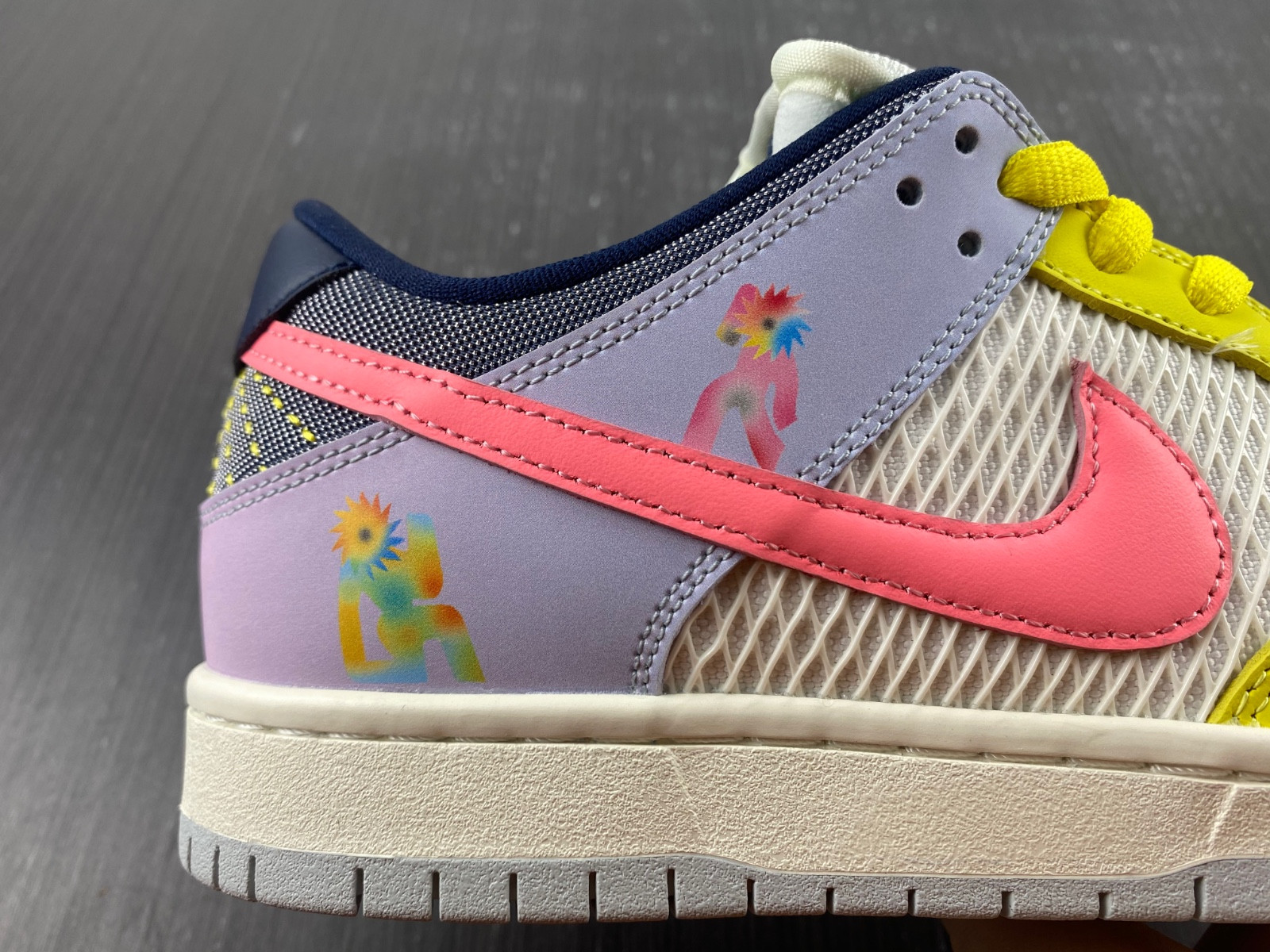 Nike SB Dunk Low “Be True” DX5933-900