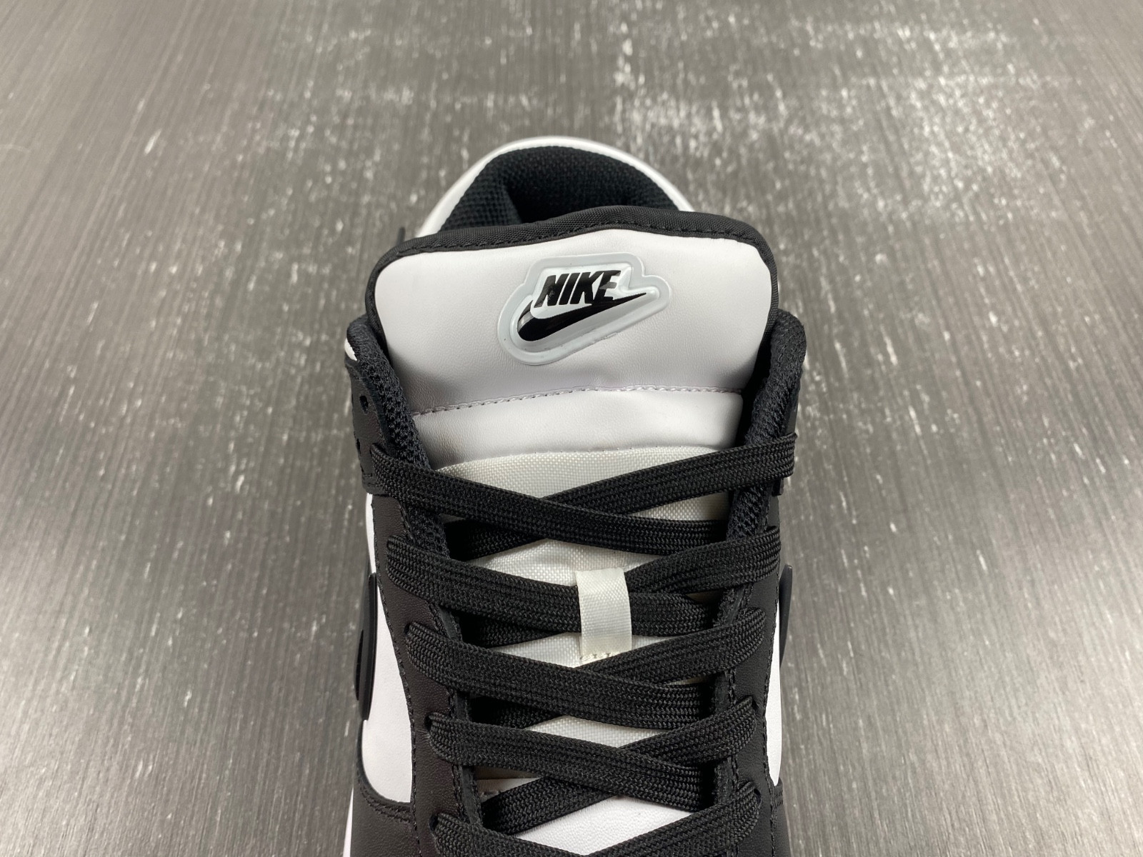 Nike Dunk Low Twist “Panda” DZ2794-001