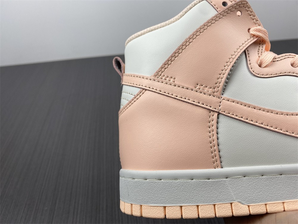 Nike Dunk High WMNS “Crimson Tint” DD1869-104