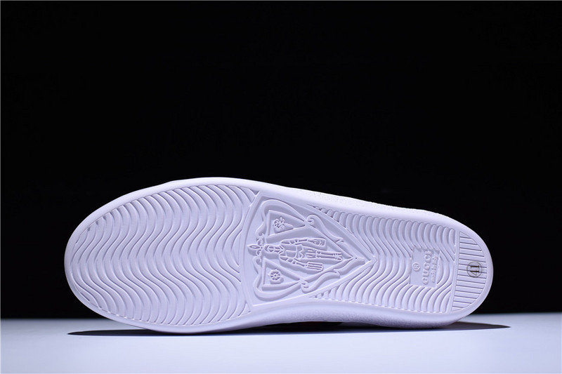 GC Ace Embroidered Low-Top Sneaker white with bee