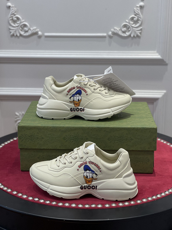 GC Sneakers
