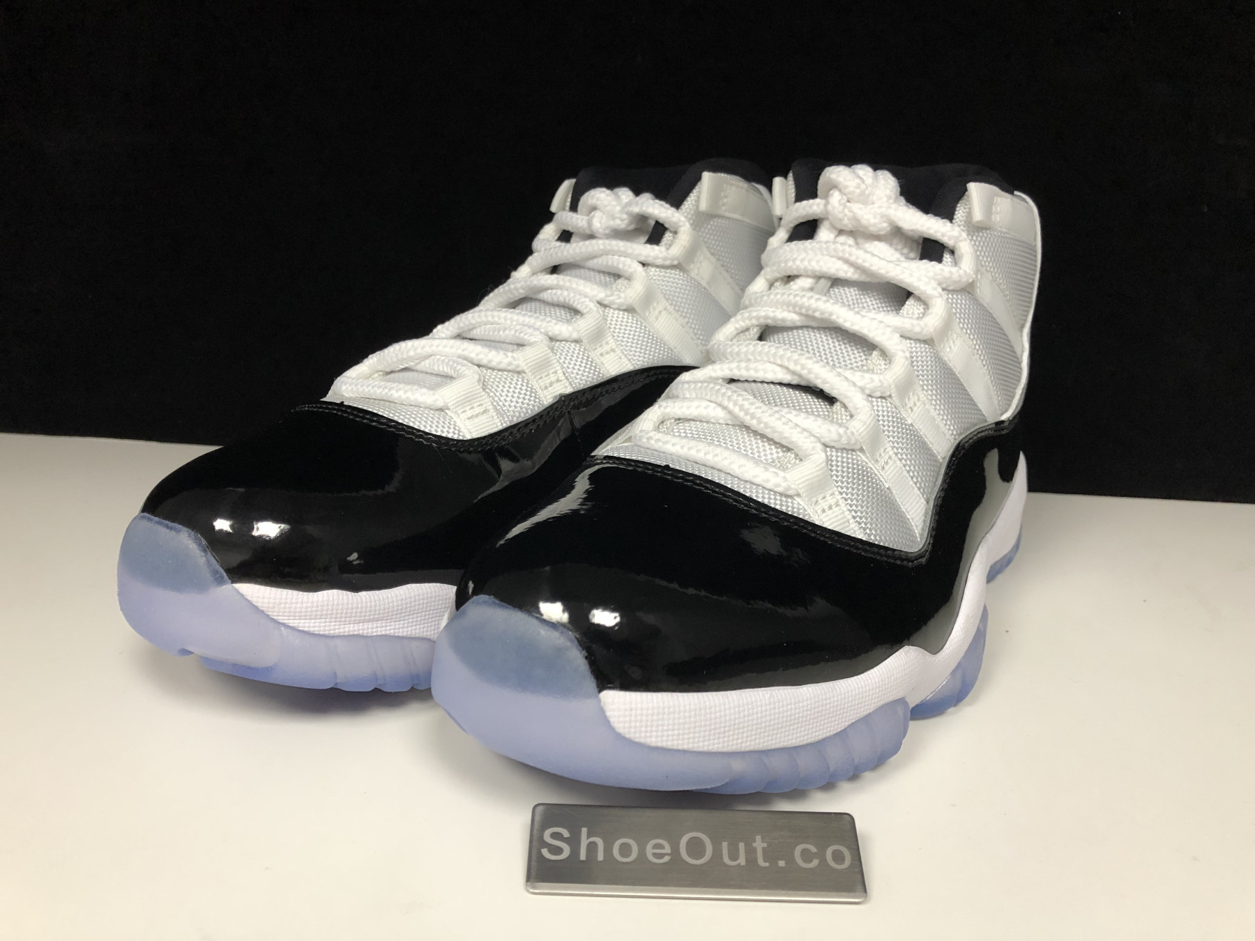 2018 Air Jordan 11 Retro "Concord" 378037-100
